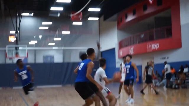 2022 6’4 PG Tre Munson