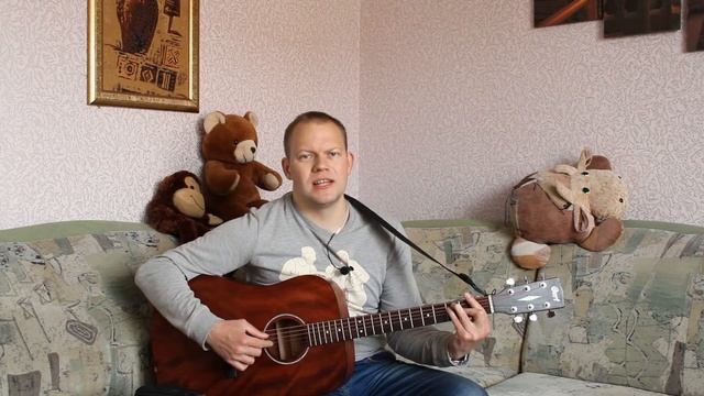 ПРЕКРАСНОЕ ДАЛЕКО. ПАРЕНЬ ПОЕТ ПОД ГИТАРУ