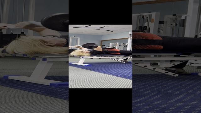 Французский жим лёжа с EZ-штангой