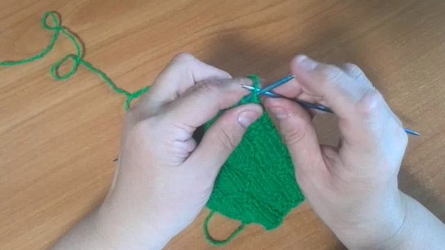 Рельефные бочки. Классный узор спицами