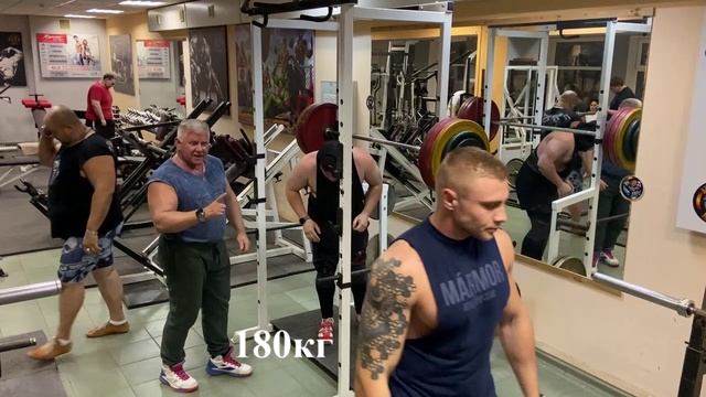 присед от максима 170,180,190кг.