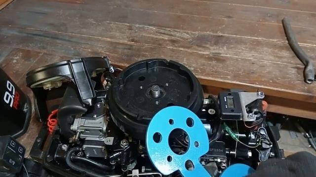 Снятие маховика Tohatsu 9.9-15-18