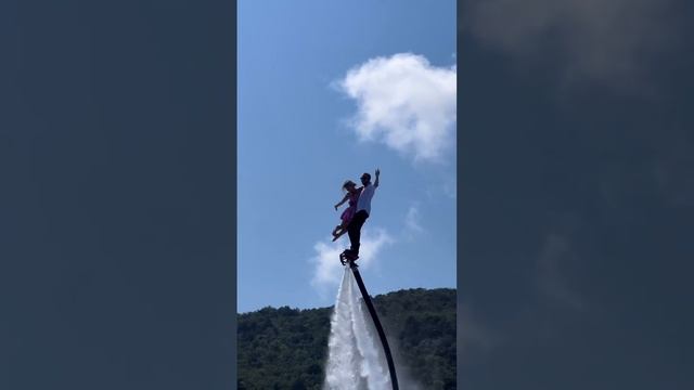 Красивый танец на флайборде 🤩