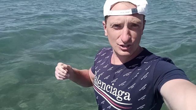 Кипр - Пляж Kastela Beach в районе Makenzie