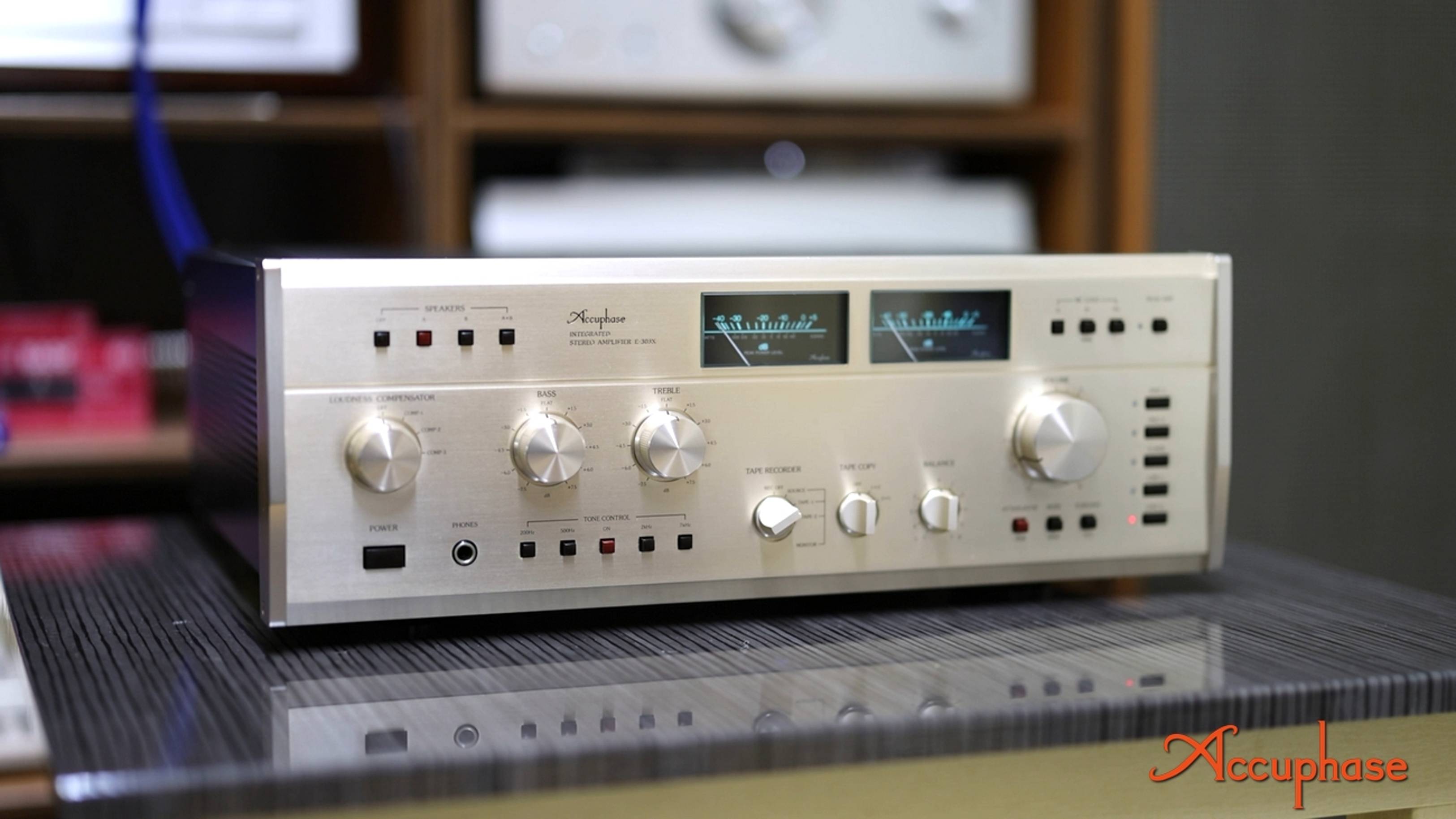 Accuphase E-303X