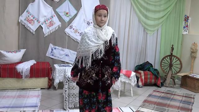 Мирхәйдәр Фәйзи. _Яшьләр алдатмыйлар_. Комедия. _Чулпан_ үзешчән театры. Ижау шәһәре.