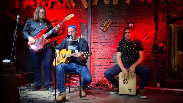 "Скит" (сл. и муз. Сергей Збуржинский - Буянов)