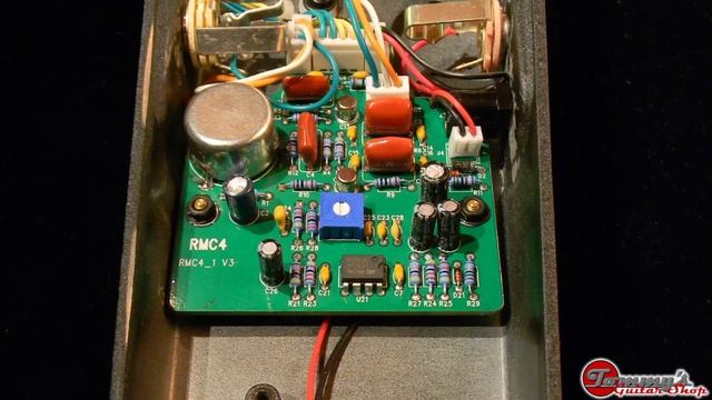 Real McCoy Custom RMC 10 Wah & DAM Sonic Titan demo