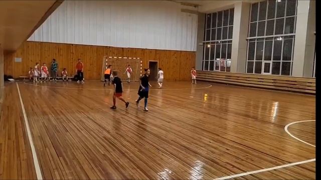 Форсаж (Стрижи/Родники) vs Центр 2:3  Фаворит Cup 09.11.24
