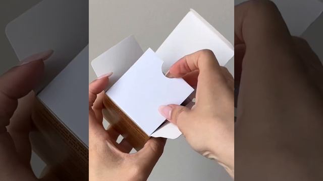 Дневной крем для лица Illuminating Skin мгновенно пробуждает кожу, сохранить ее красоту и молодость