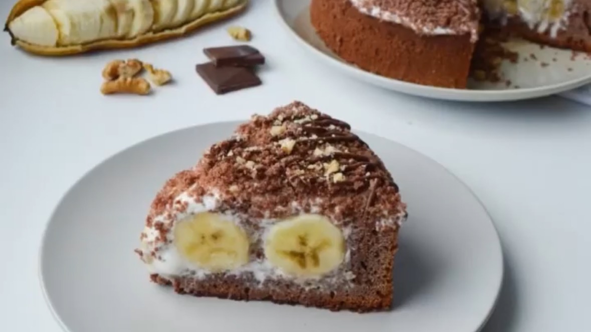 Шоколадный пирог с бананово-сливочной начинкой или всё-таки торт? 😁