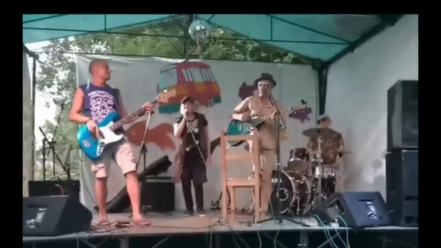 Пятничное музыкальное ассорти.