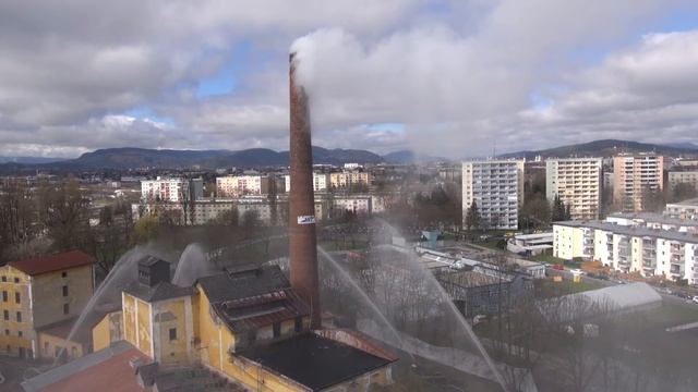 2013-04-13 Preview der Sprengung des Turms am Mauthner Markhof Areal in Fischl by g-flights.at