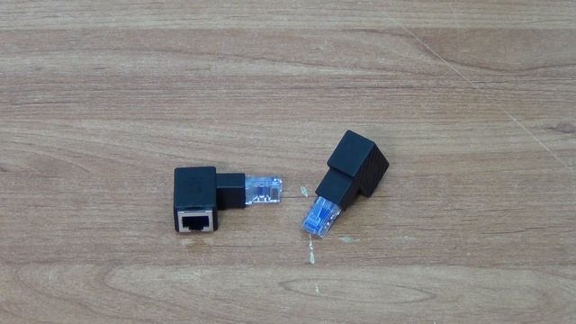 CAT5 / CAT6 Right Angle RJ45 Adapter (DOWN)