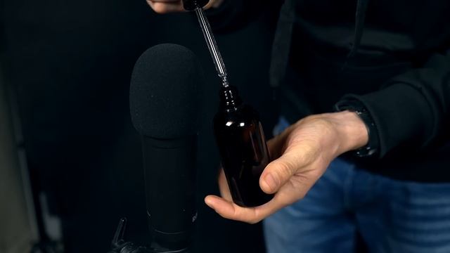 "ASMR — Завораживающие звуки под маской/ASMR Masked Sounds That Astound
