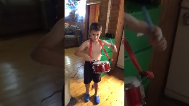 запрещённый барабанщик #shorts #павелгрозный #барабанщик #дети #приколыдети