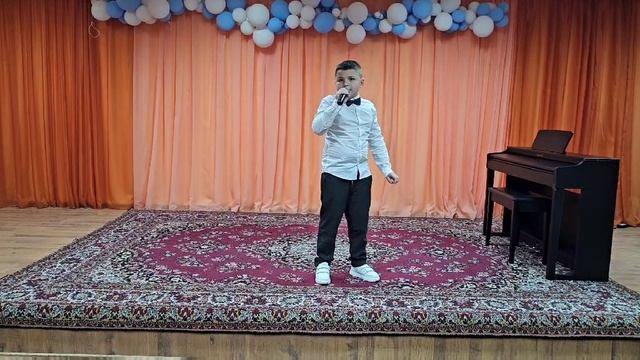Долгих Владимир 8 лет, А Софронов "Компьютер"
