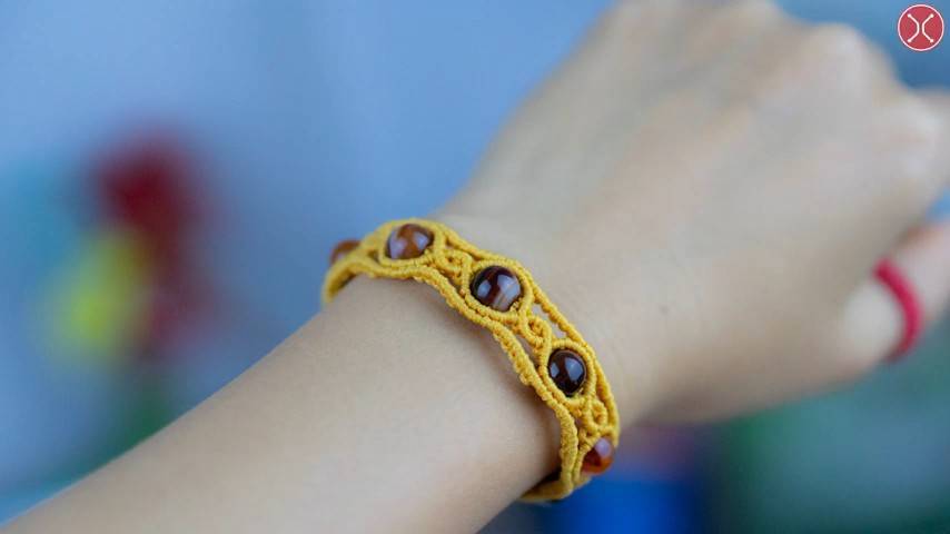 Macrame tutorial： Easy and clearly DIY Macrame bracelet tutorial with beads