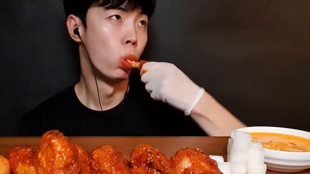 맵찔이의 불닭치킨 먹방 FIRE CHICKEN ASMR MUKBANG EATING SHOW