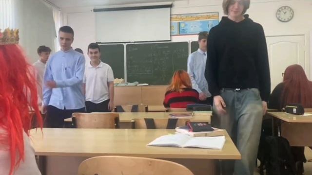 "Сказка о мёртвой царевне и о семи богатырях на школьный лад"
9Б класс МБОУ СОШ № 12 г. Бердска