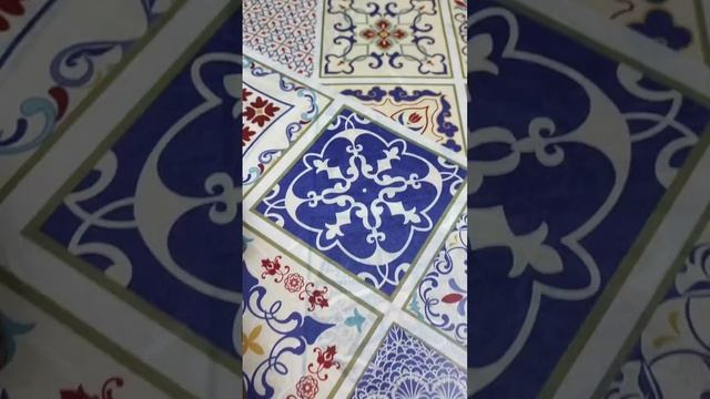 Поднос с плитками