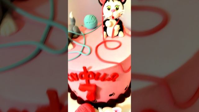 торт с котятами