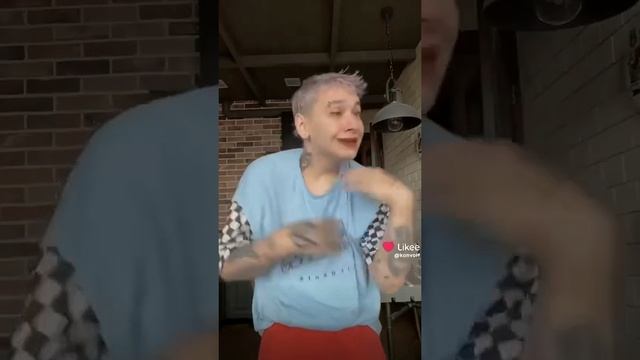 Like_7436824685572555565.mp4