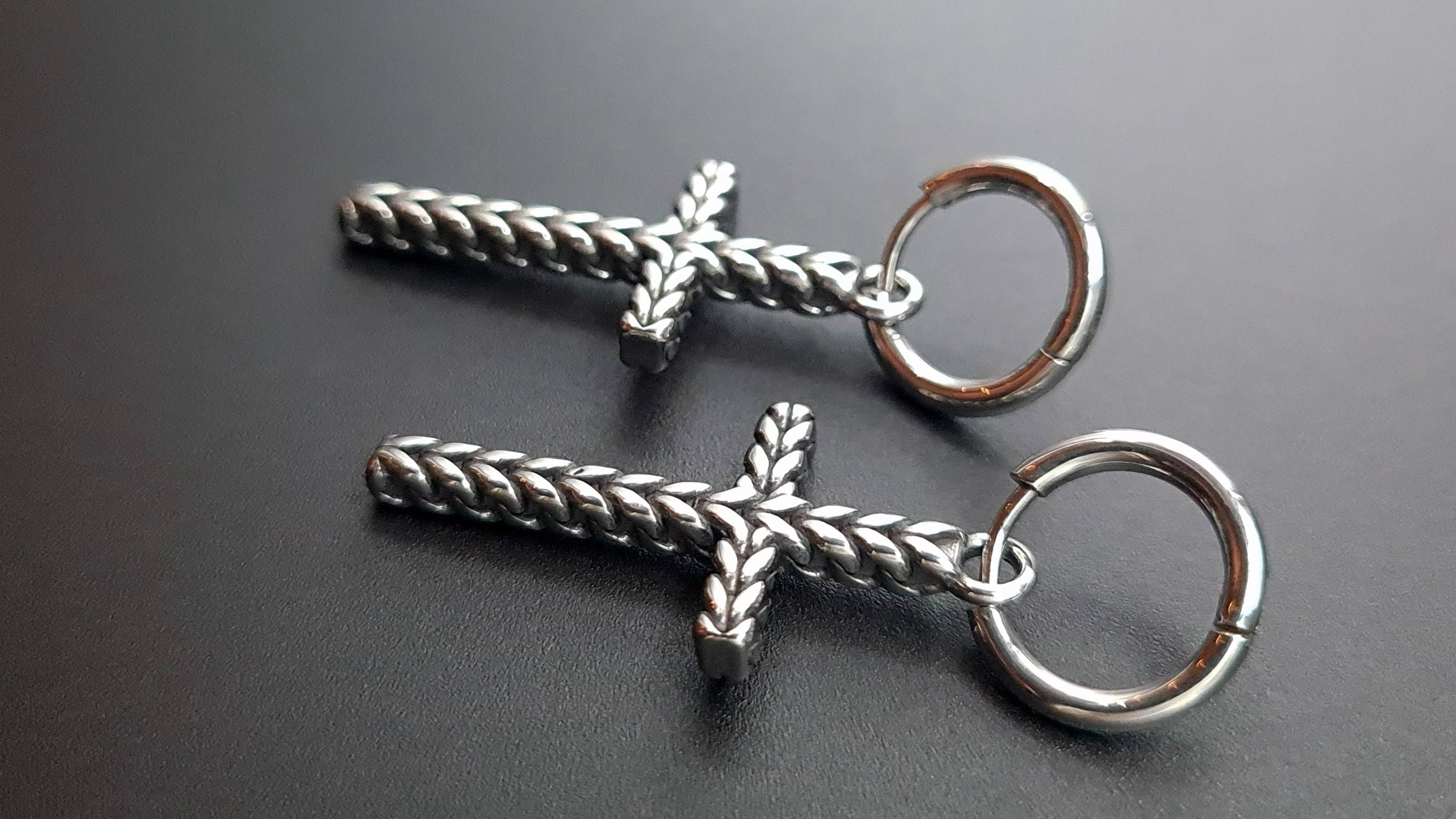 Длинные серьги с подвесками "стальные кресты" от StarfallShop