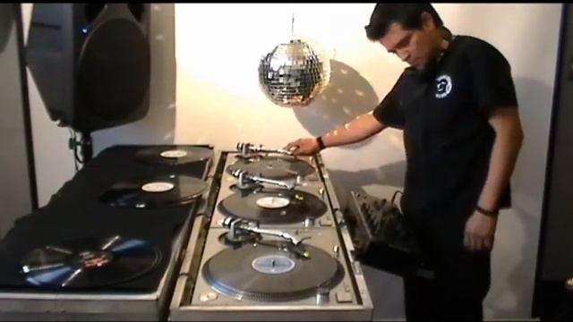 VDJ SLIDE Ricardo Pacheco Techno mix three turntables DJ 3 Technics 1200 Vinyl DJ