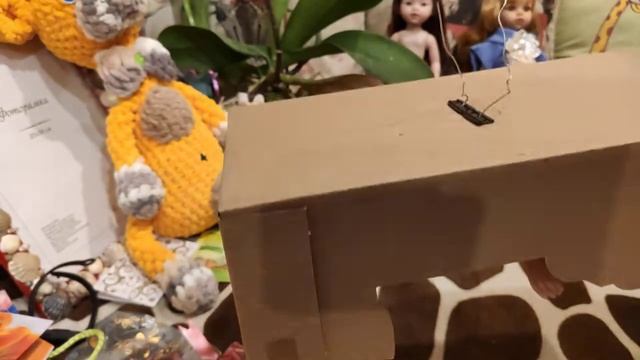 Подарочки на 8-е марта, куколка с молдом похожим на кукол Антонио Хуан самой себе подарила.