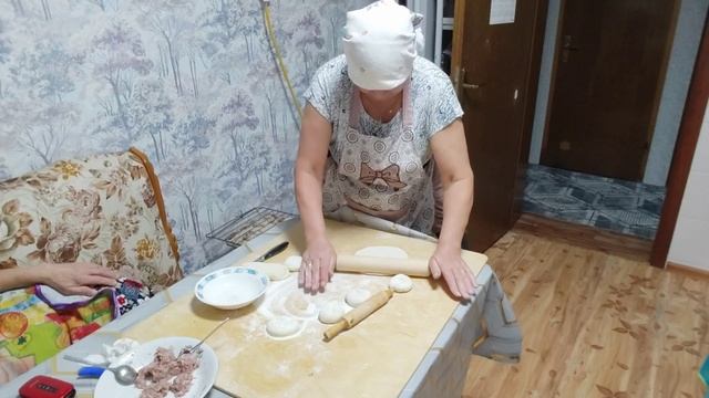 Семь пятниц на неделе // Вот так прошёл день // чебуреки👍😋//