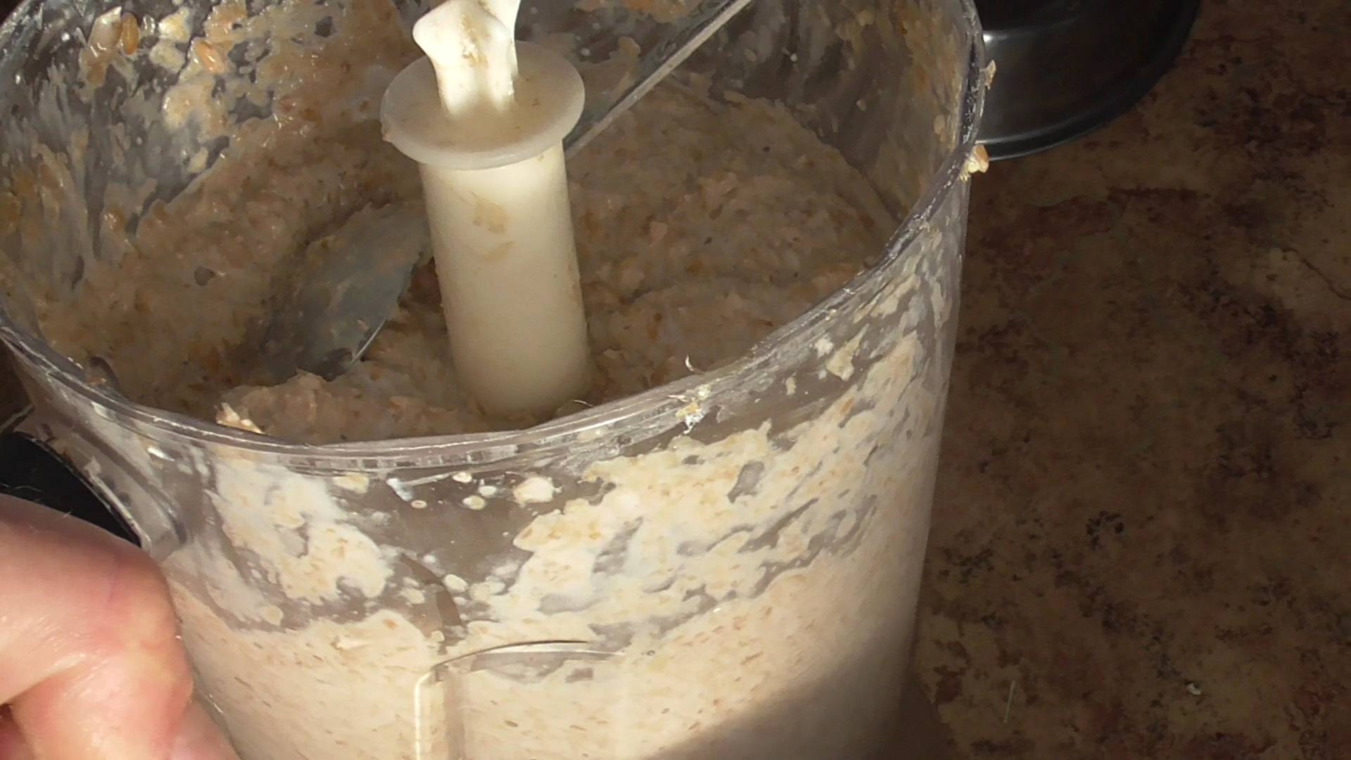 Лепешки из пророщенной пшеницы.