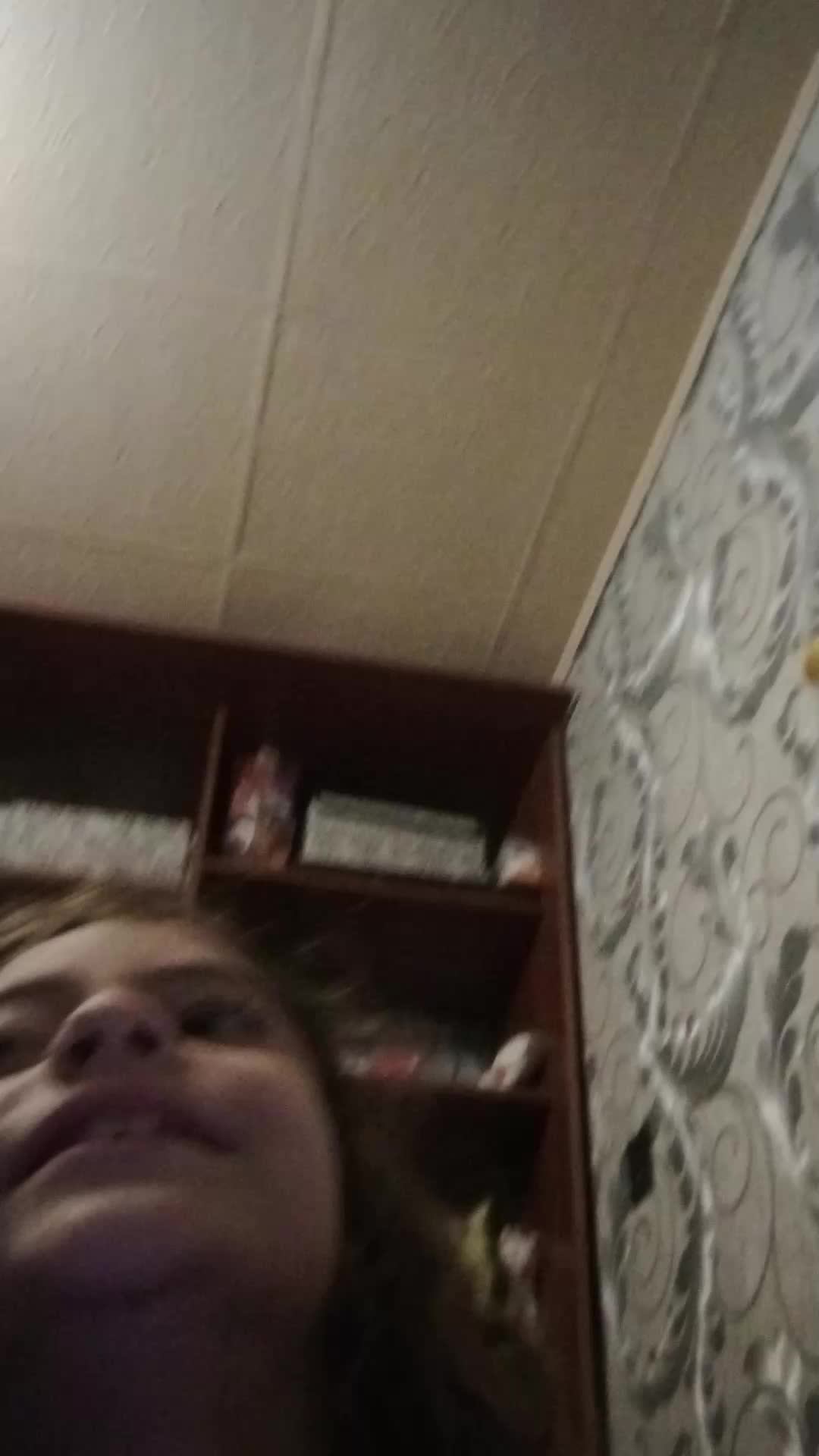 привет???????