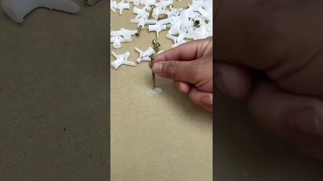 Анкер для тонколистовых материалов