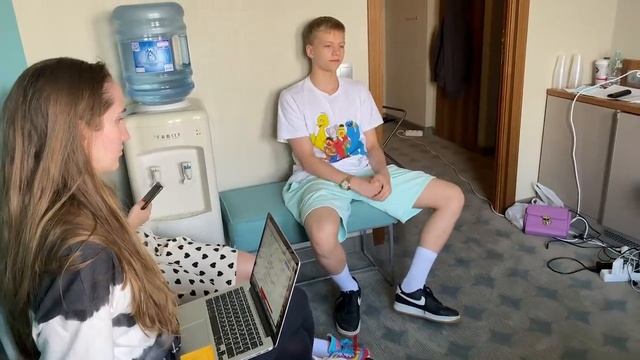 BACKSTAGE шоу ТАНЦЫ _ 1 серия _ Предкастинг по зуму, сексуальный Карпен, кто управляет проектом_