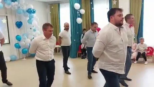 Танец с родителями "Отец и дочь"
