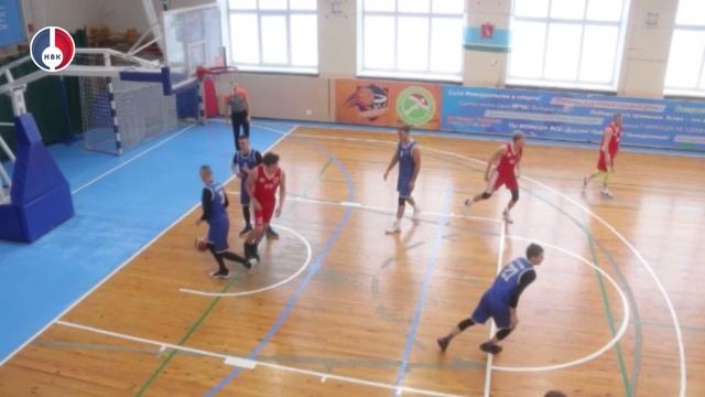 Первые победы команды "Кедр" на чемпионате по баскетболу