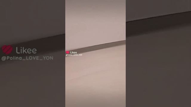 Like_7437365860003175444.mp4