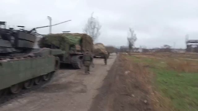 Подбитый Абрамс тяжело вытаскивать с поля боя.