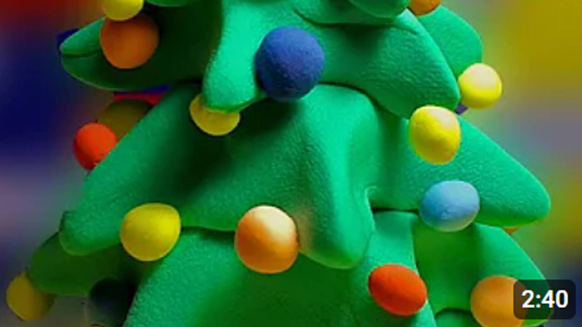 Новогодняя ёлка из пластилинаПоделка на новый год или рождество. Plasticine clay christmas tree✨