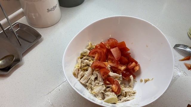 Легкий белковый салат с курицей на ужин и для перекуса. Готовим с Татьяной!