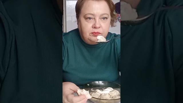 ребёнок не ест 🤦
