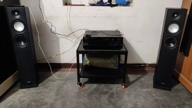 Yamaha AX596 with Paradigm Monitor 7v7 Demo 2