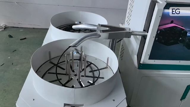 Станок для резки и зачистки проводов с бухтовщиком EW-0510+