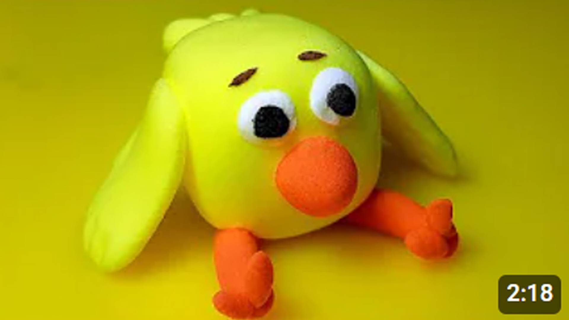 Цыпа из пластилина. Мимимишки из пластилина. Plasticine chiсken DIY clay craft.