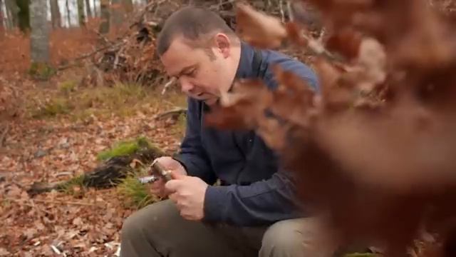 Victorinox Tips & Tricks (240) - Wood Saw (1)