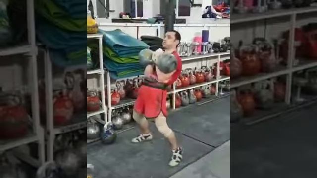 ЗМС Бенидзе  Толчок 1 мин, 45+45 кг.