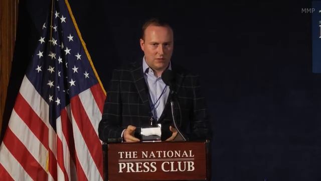Marcin Makowski - World War II in Computer Games - Viable Educational Tool or Rewriting the Past?