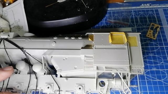 Паровоз BR-52 от Trumpeter, сборка, часть 12.