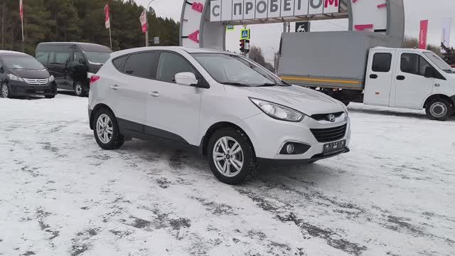 Hyundai ix35 2,0 л. Бензин АКПП  (150 л.с.) 2013